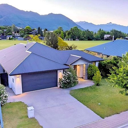 Wanaka Holiday Home Eksteriør bilde