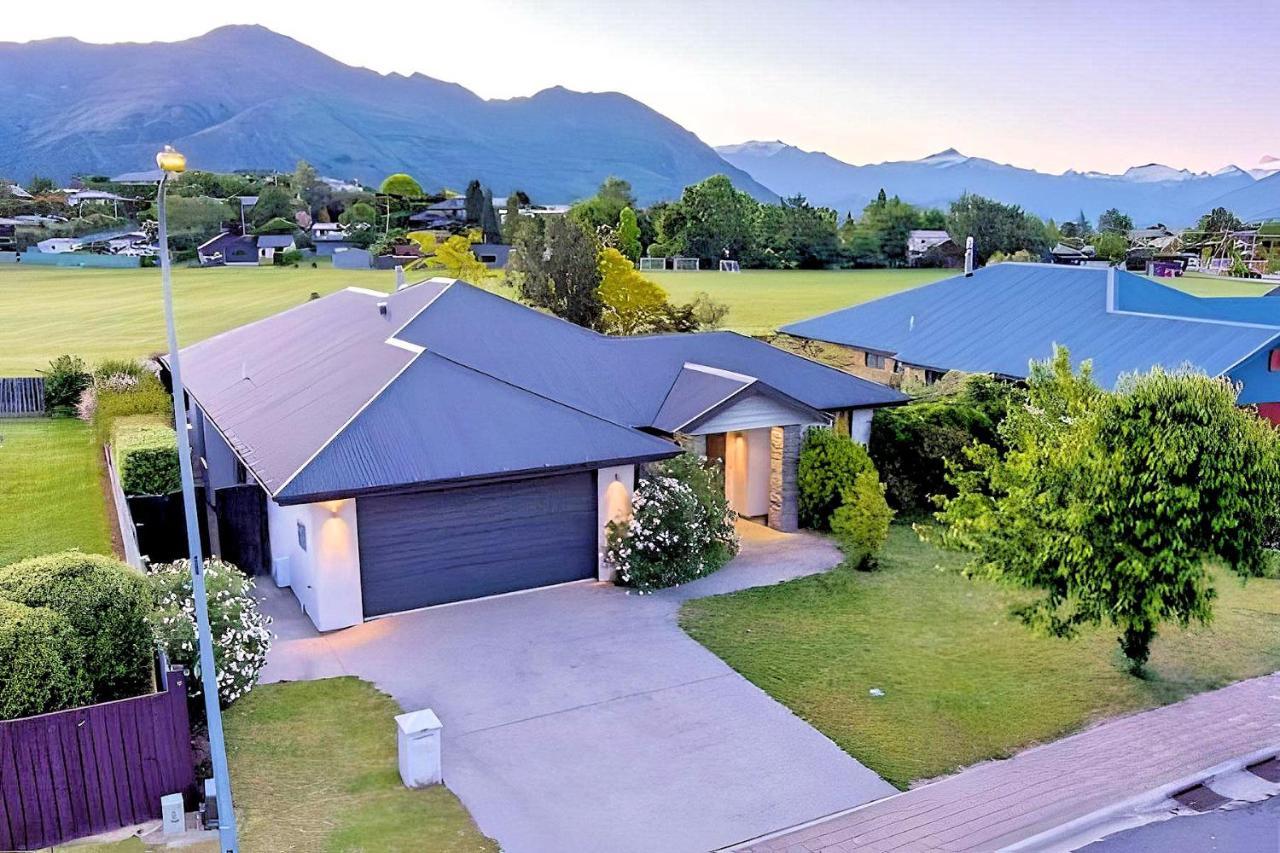 Wanaka Holiday Home Eksteriør bilde